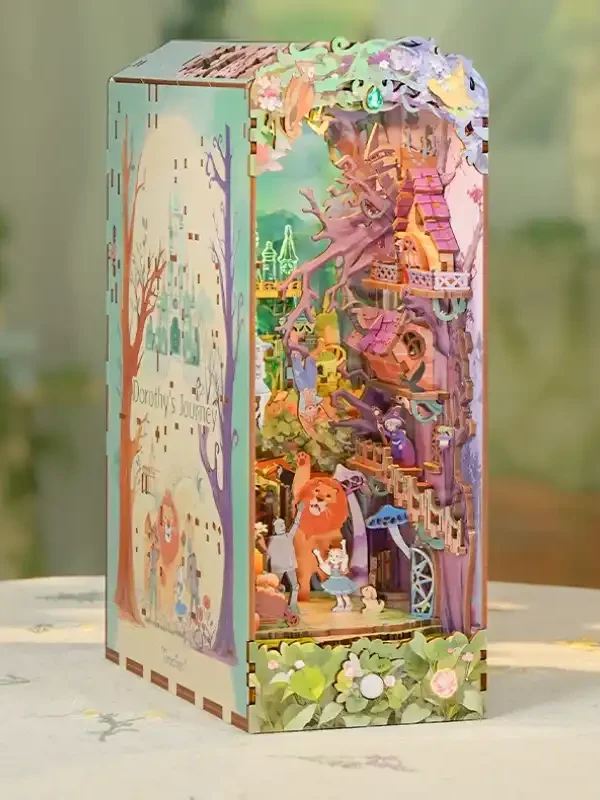 100000403_副本 Dorothy's journey The Wonderful Wizard of Oz Book Nook Kit